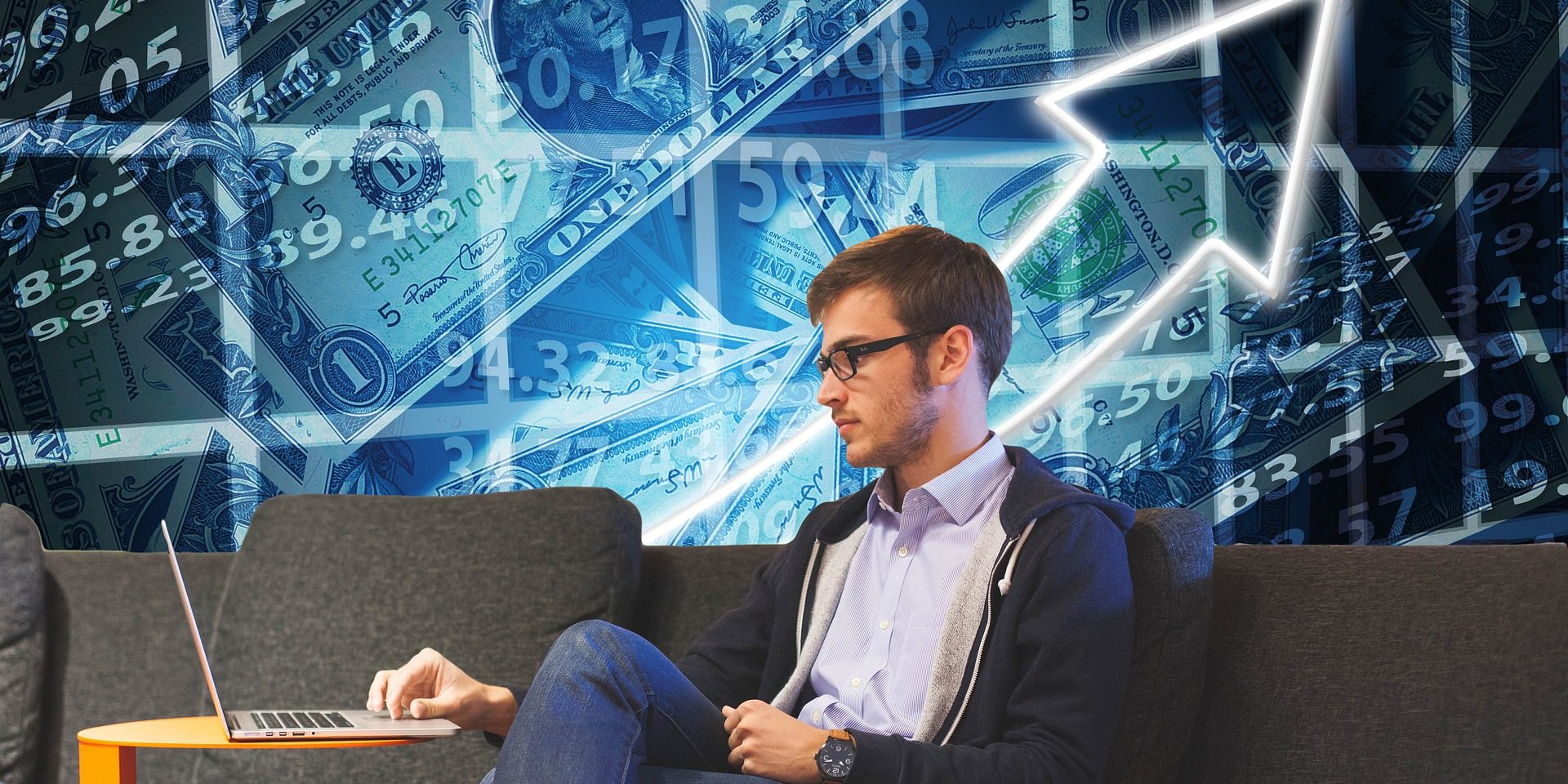 entrepreneur-2321849_1920 Manager am Laptop